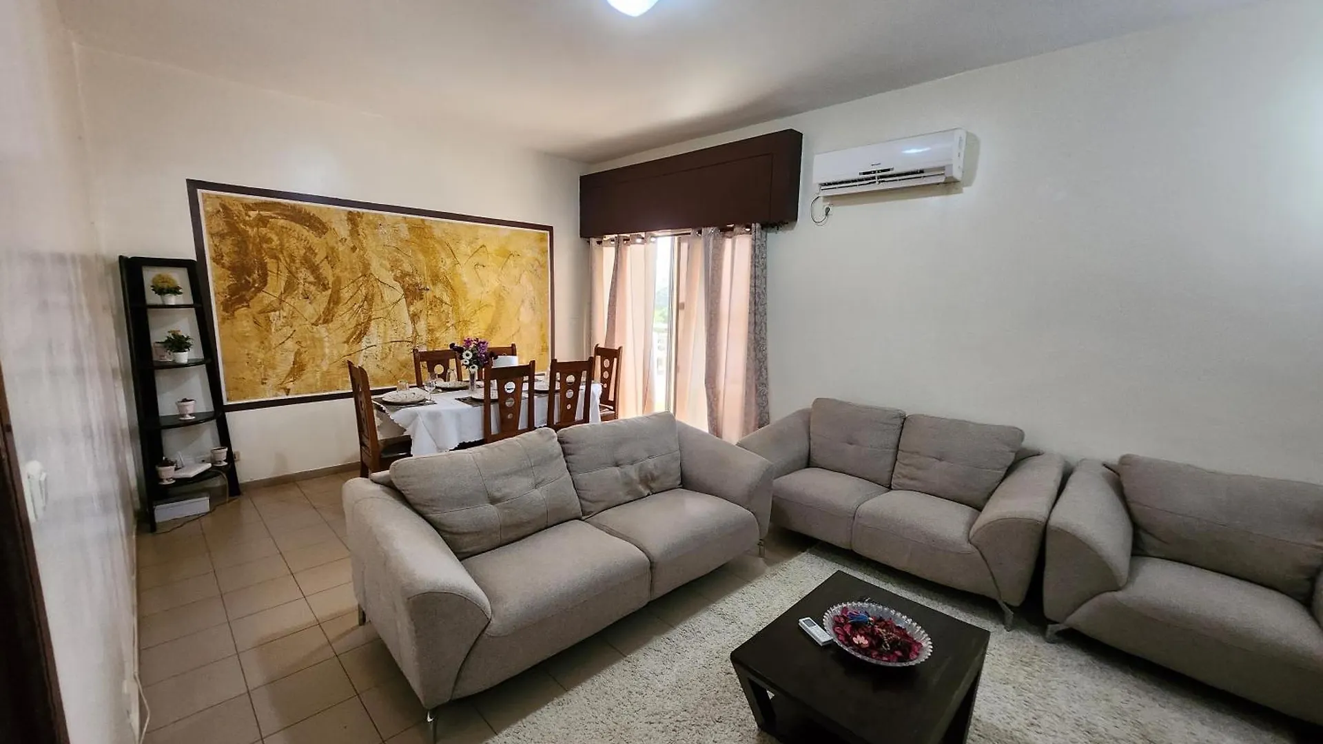 Dakar Center Plus 0*,  Senegal